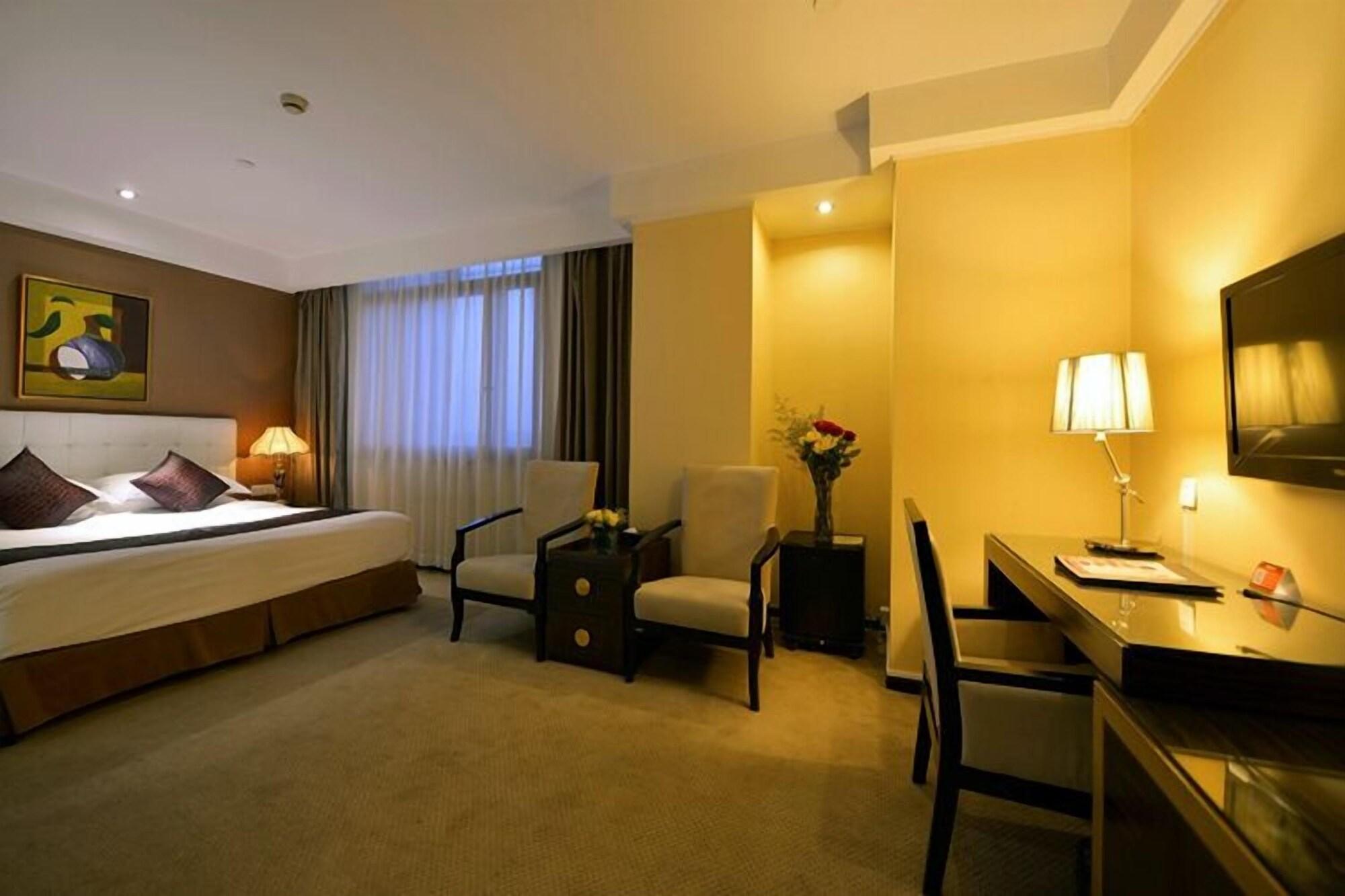 Kingtown Hotel Hongmei שנגחאי מראה חיצוני תמונה