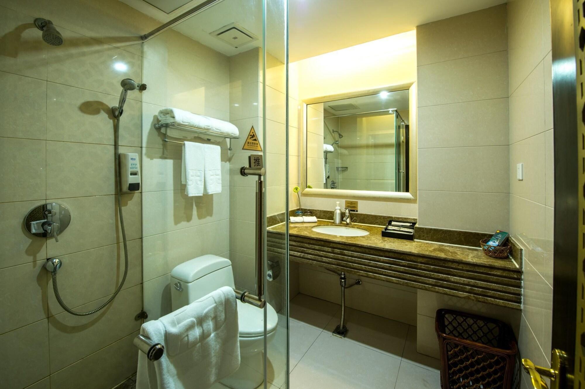 Kingtown Hotel Hongmei שנגחאי מראה חיצוני תמונה