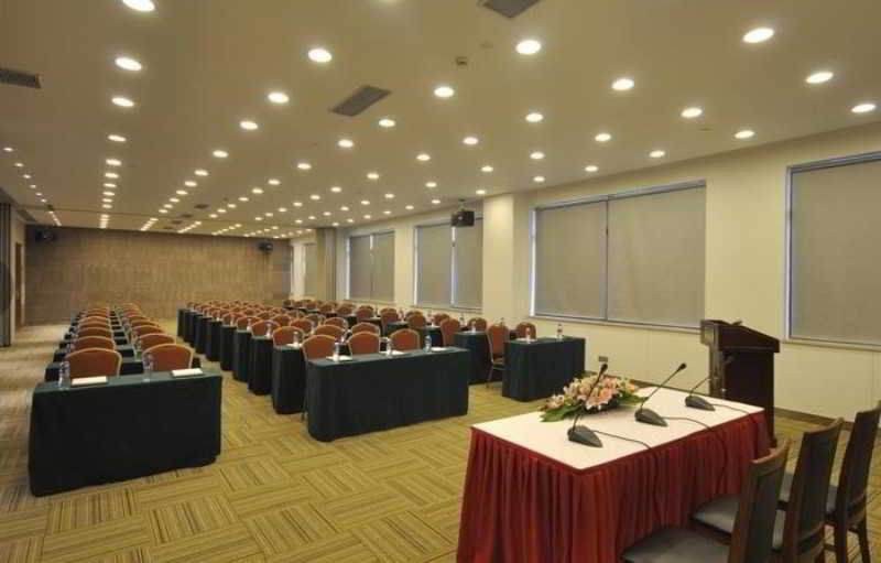 Kingtown Hotel Hongmei שנגחאי מראה חיצוני תמונה