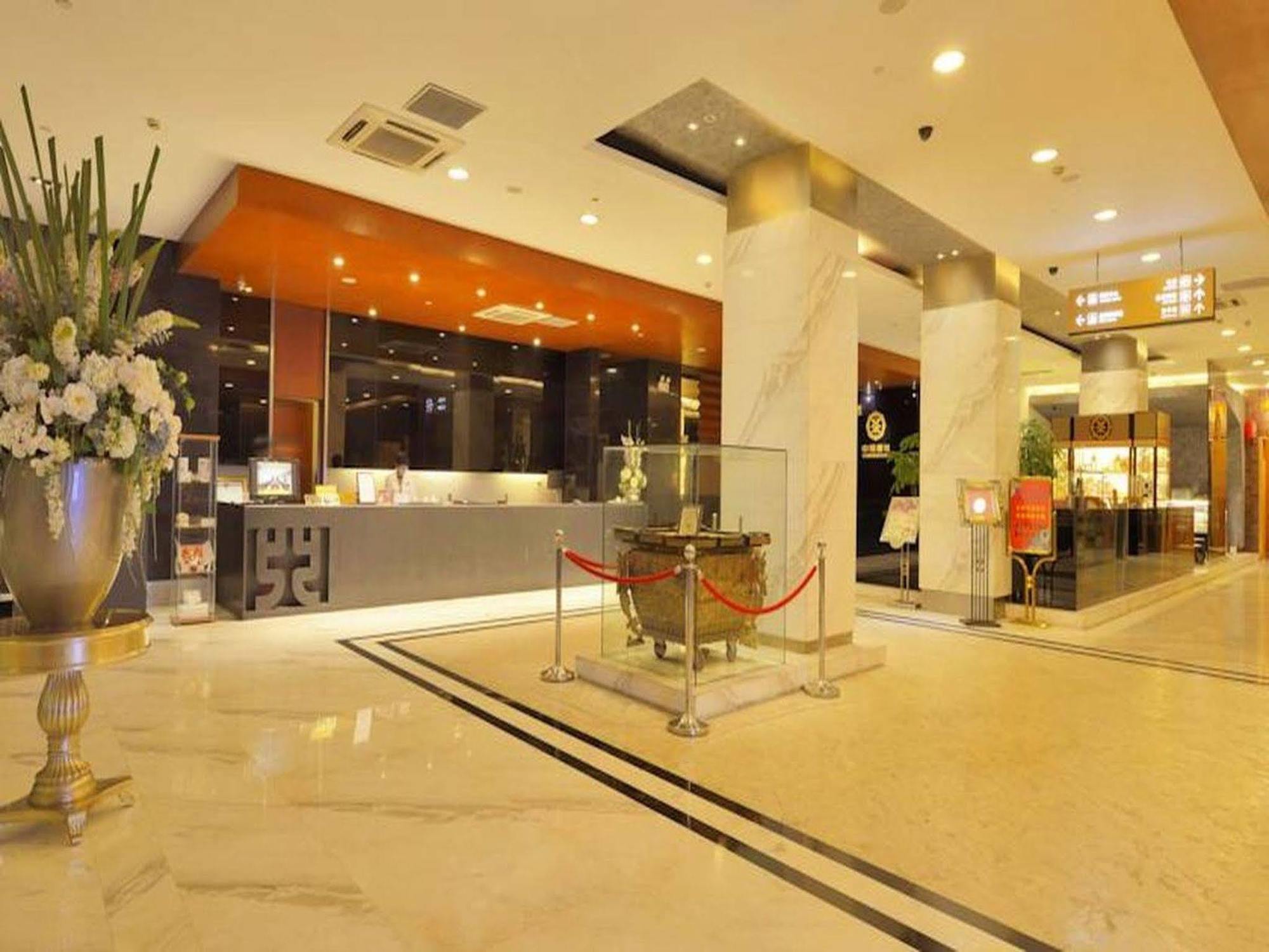Kingtown Hotel Hongmei שנגחאי מראה חיצוני תמונה